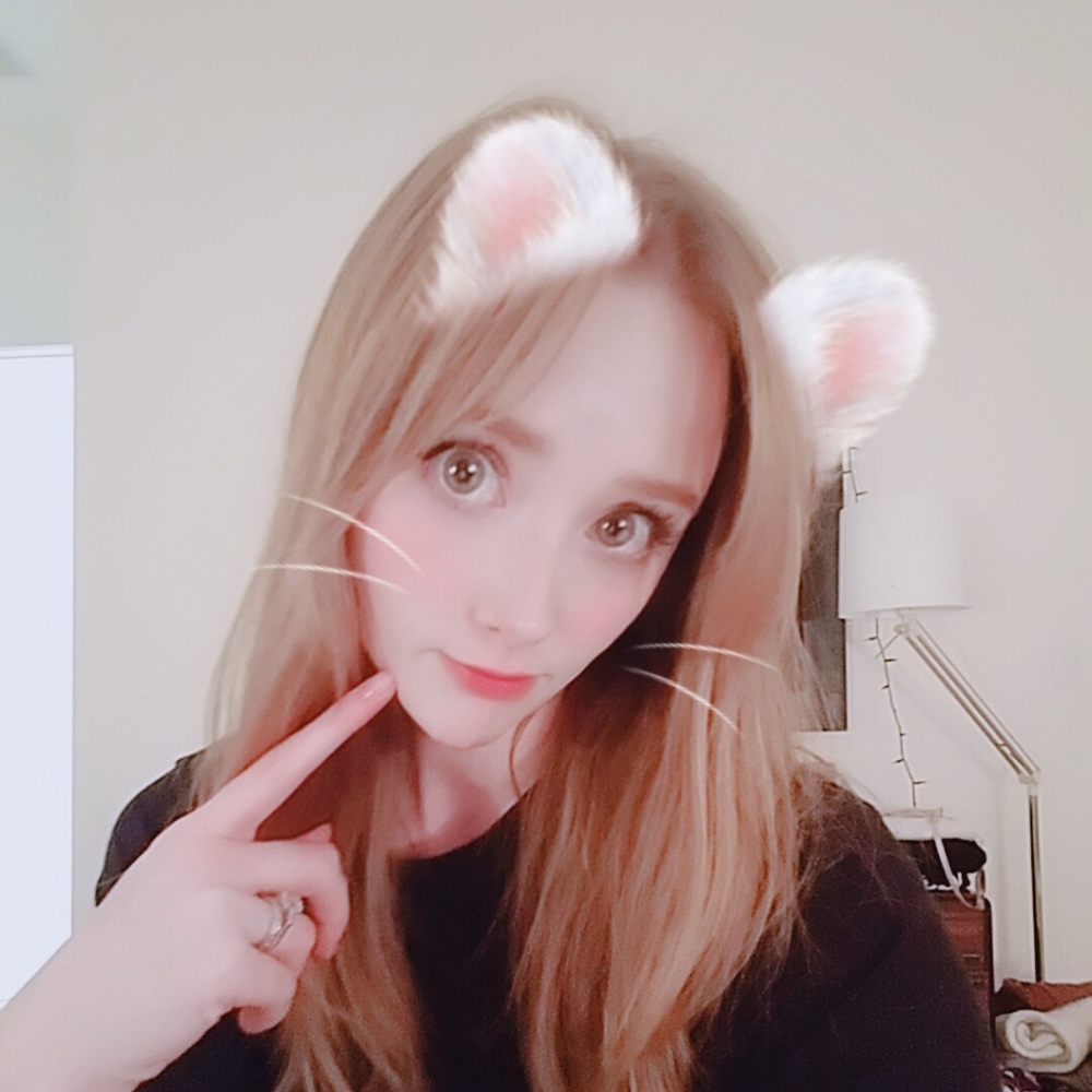 Meet your Posher, Lauren